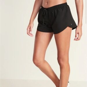 Old Navy Black Dolphin-Hem Athletic Shorts - 3-inch inseam